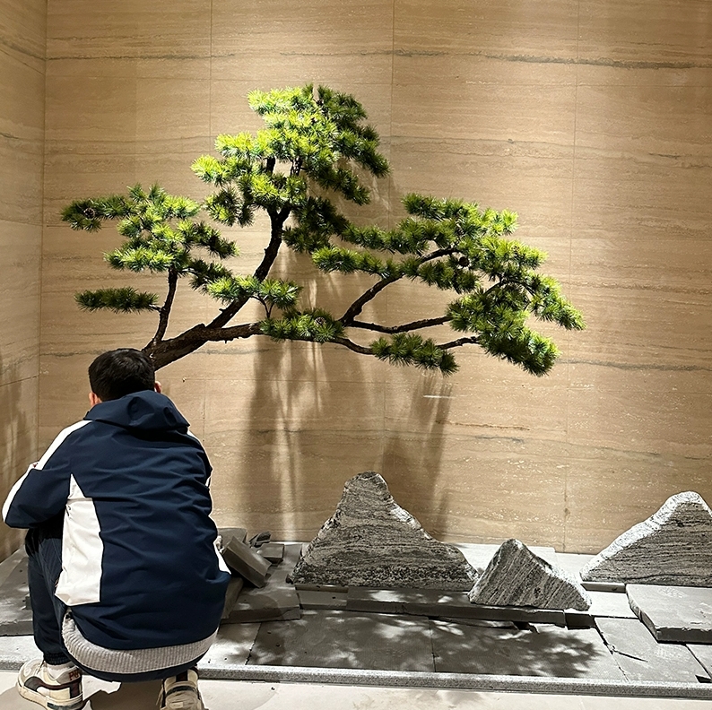 Artificial bent pine