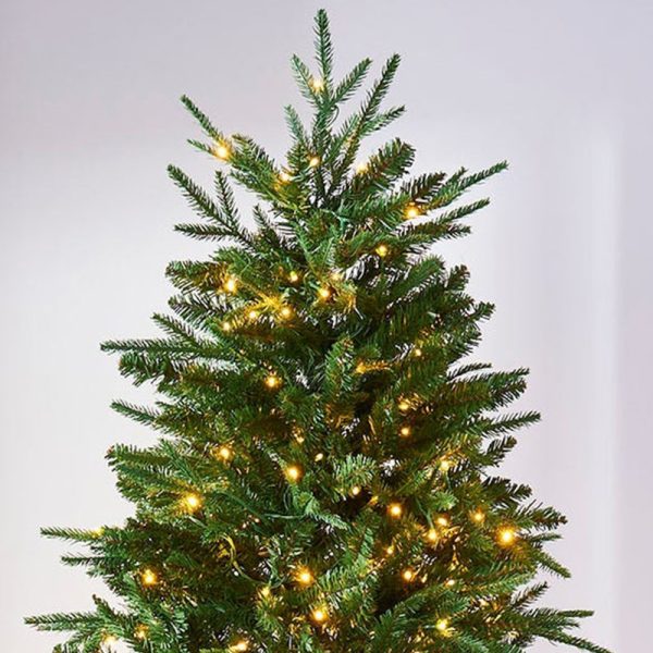 Lifelike artificial Christmas tree for business decoration