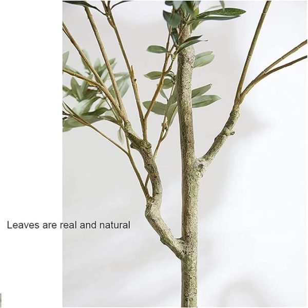 Lifelike artificial plant for hotel lobbies
