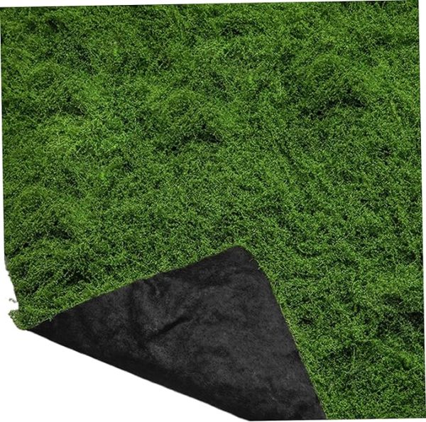 Decorative artificial moss turf for outdoor landscaping